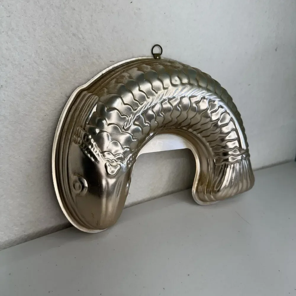 Mirro Aluminum Fish Jello/Cake Mold Wall Hanging Copper Tone Metal VTG Farm